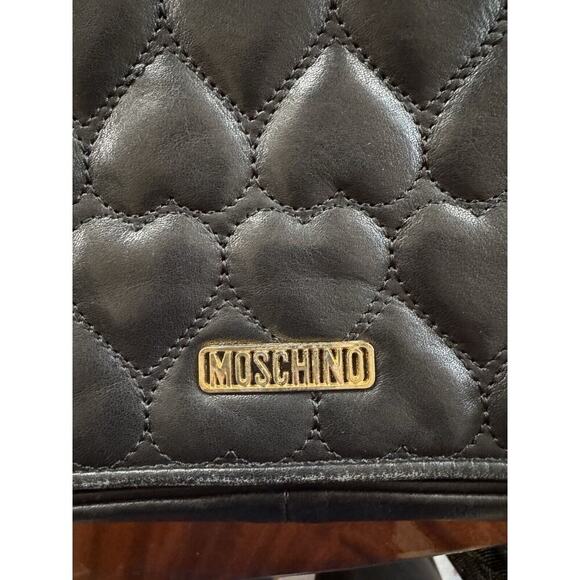 VTG Moschino Crossbody heart shape quilted lambskin Gold chain strap purse SOFT - Picture 10 of 16